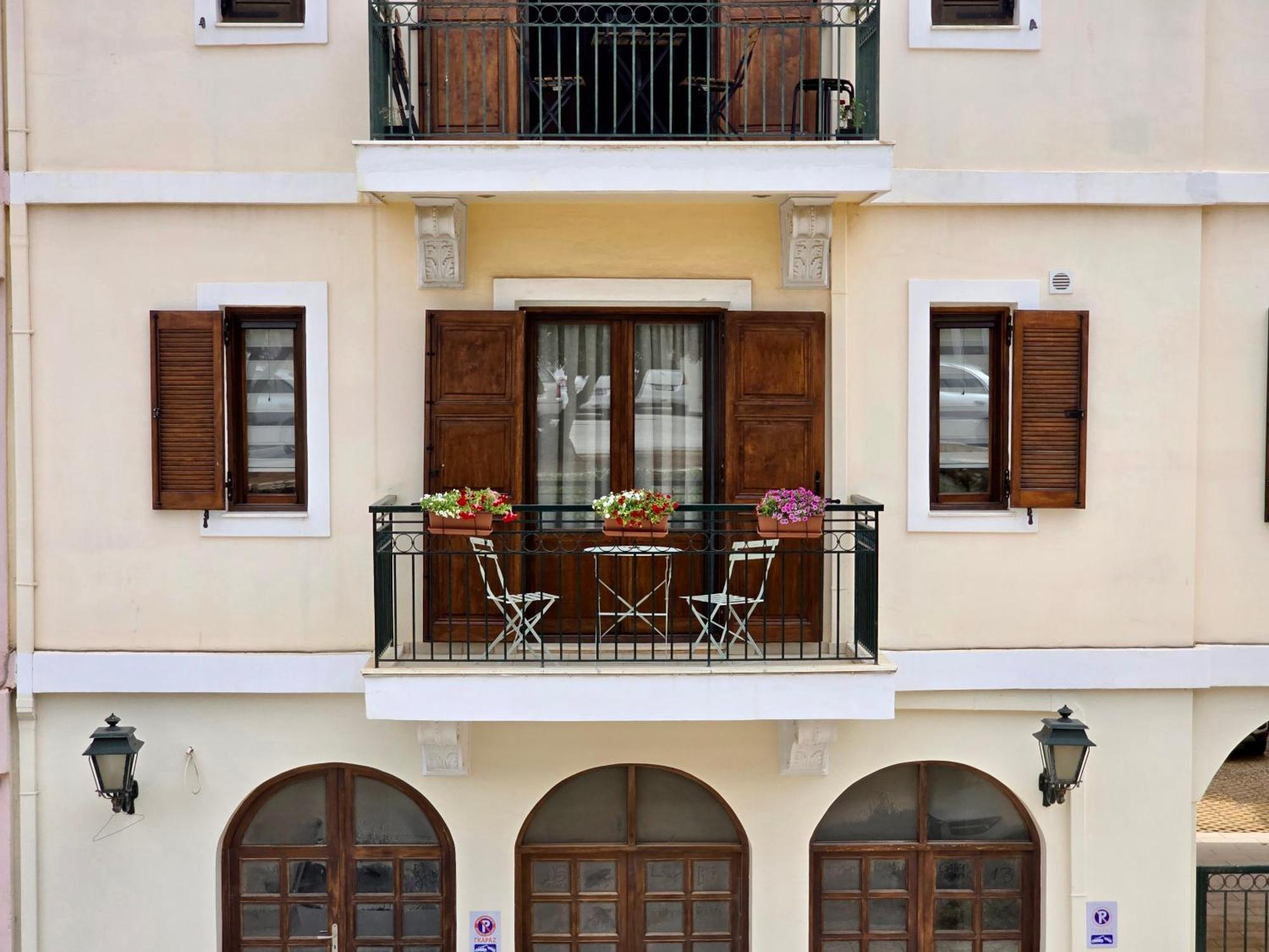 Master Residence Lavrio Exterior photo